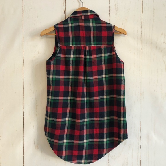 Elodie Sleeveless Plaid Flannel Tunic - Picture 2 of 6